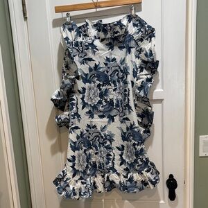 Ralph Lauren Vintage Ruffled Porcelain Standard sham